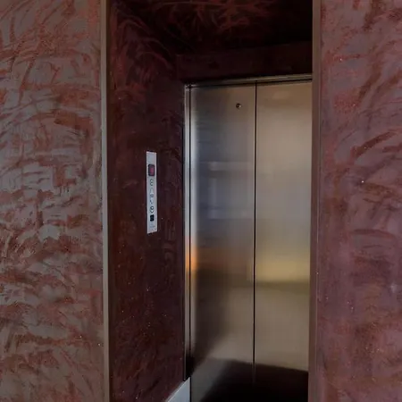 Arcivescovado 7 Turín